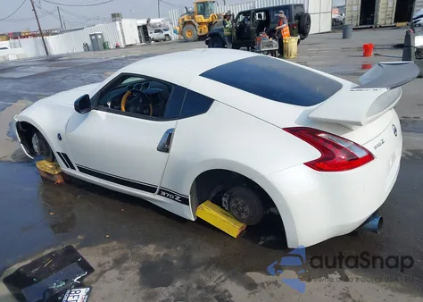 2019 Nissan 370Z z USA, uszkodzony, nr VIN JN1AZ4EH7KM420255